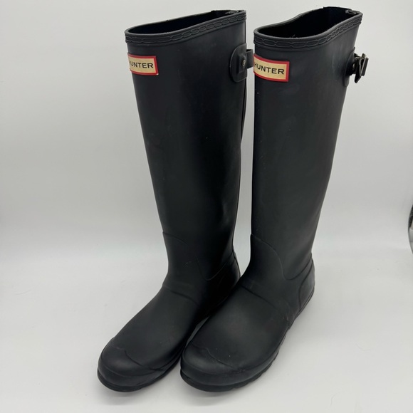 Hunter Women's Classic Black Rain Boots - Picture 3 of 9